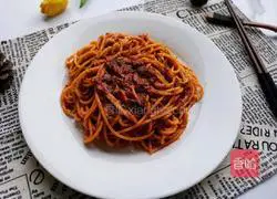 Illustration of how to make tomato meat sauce pasta 11