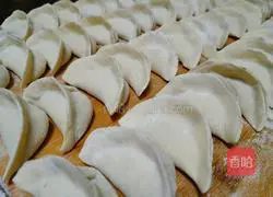 Illustration of how to make shrimp dumplings 8