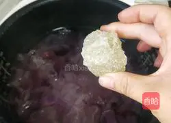 Purple sweet potato and white fungus soup recipe 16