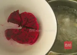 Illustration of how to make red mangosteen soup 6