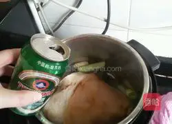 Braised pork elbow recipe 5