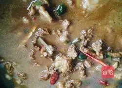 Illustration of how to cook beef with potatoes 5