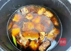 Illustration of how to cook pork ribs with quail eggs 11