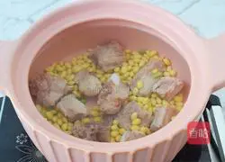 Illustration of how to make kelp and pork ribs soup 5