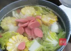 Illustration of how to make cabbage, corn and fat-nourishing soup 6