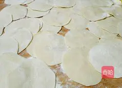 Illustration of how to make shrimp dumplings 6