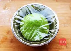 Illustration of how to make loofah and meat dumplings 3