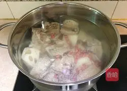 Peanut Lotus Root Pork Rib Soup Recipe Illustration 7