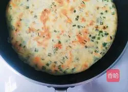 Illustration of how to make shrimp, meat and chive pancakes 7