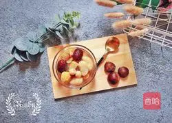 Moisten the lungs and relieve dryness | Illustration of how to make lotus seeds, horseshoe chestnut sugar water 8 