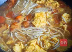 Illustration of how to make tomato and egg noodles 5