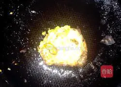 Xiao Mei Mei Chen Xiao Xi's improved version of instant noodles recipe illustration 1