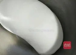Illustration of how to make scissor noodles 1