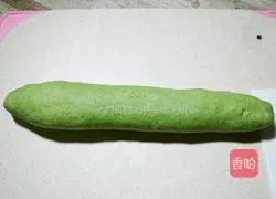 Illustration of how to make green leaf bean paste buns 8