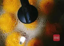 Illustration of how to make pumpkin steamed buns 9