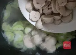 Illustration of how to make clam and loofah vermicelli soup 5