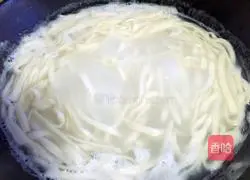 Illustration of cooking noodles 3