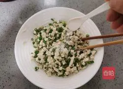 Illustration of making tofu rolls 6