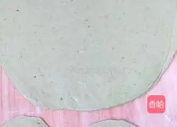 Illustration of how to make spinach juice spring cake 11