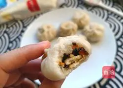 Illustration of how to make Xiao Long Bao (vegetarian stuffing) 15