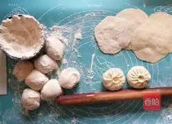 Illustration of how to make pork-skin buns (pork-skinned chives) 18