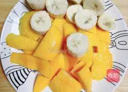 Mango Oatmeal Nut Dew Recipe Illustration 4