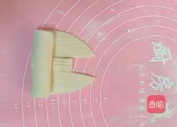 Illustration of how to make bird steamed buns 6