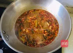 Illustration of how to make slurry water surface 8