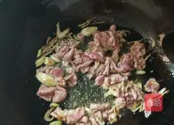 Henan Traditional Lamb Soy Pot Noodles Recipe Illustration 8