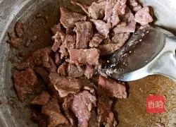 Illustration of how to make dry fried beef river 4