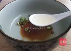 Illustration of Japanese style enoki mushroom and okra cold noodles 9