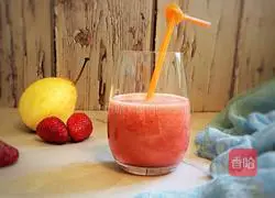 Fruit Creative Dish Little Strawberry Falling in Love with Pears Illustration 11