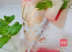 Illustration of how to make peach soda sparkling water 7