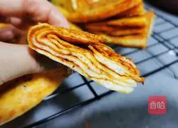 Illustration of how to make Shaanxi snack spicy pot helmet 27