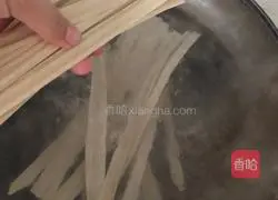 Illustration of how to make fried noodles 8
