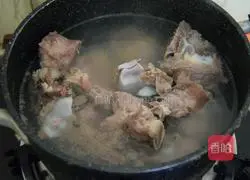 Corn Carrot Bone Soup Recipe Illustration 2