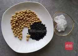 Illustration of how to make black rice and soy milk 1