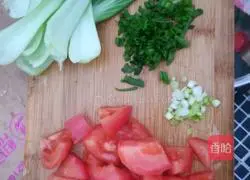 Illustration of how to make tomato and egg noodles 2