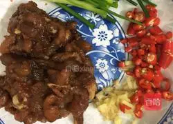 Illustration of how to make spicy rice noodles 3