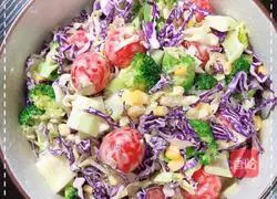 Lettuce Salad - Illustration of How to Make Money 4