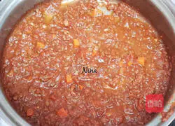 Illustration of how to make beef tomato sauce pasta 5