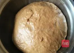 Illustration of how to make brown sugar steamed buns 5
