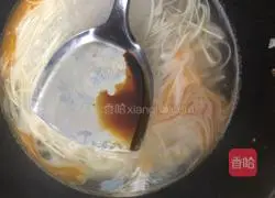 Illustration of how to make tomato and egg noodles 10