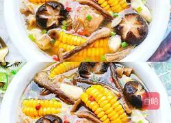 How to make mushroom and corn tube bone soup Illustration 5