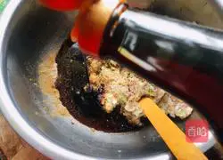 Illustration of how to make kohlrabi meat dumplings 8