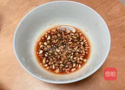 Illustration of how to make cold pork skin jelly (full of collagen) 6