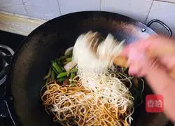 Illustration of Braised Pork Noodles 13