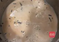 Illustration of how to make pearl milk tea (family version) 7