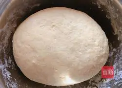 Caterpillar Sausage Cheese Bun Recipe Illustration 4