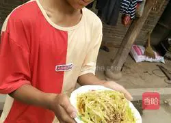 Illustration of how to make cold shredded bamboo shoots 4